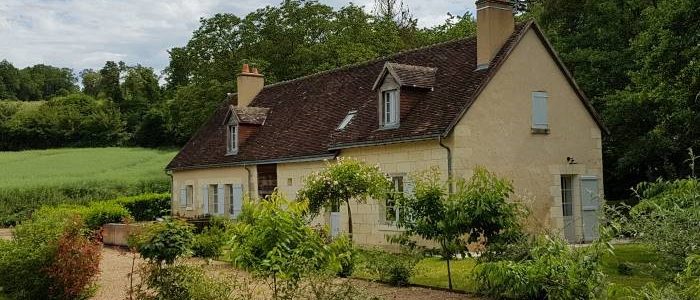 le moulin et son jardin en fleurs